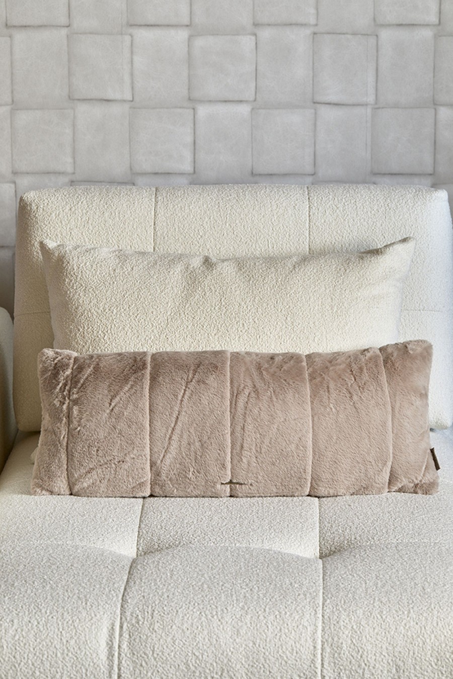 Koti Rivièra Maison | Chila Faux Fur Pillow 70X30